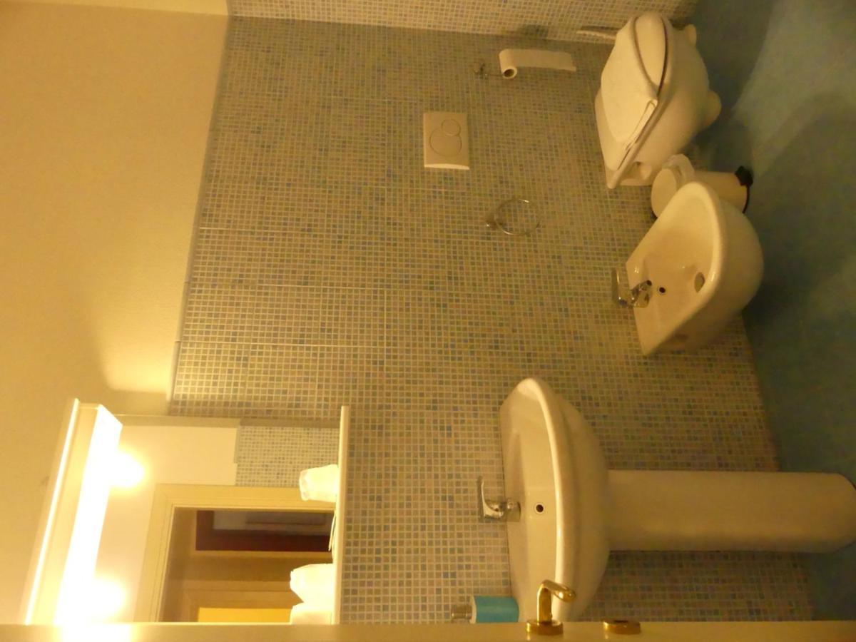 Beb 2000 Hotel Sassari Buitenkant foto
