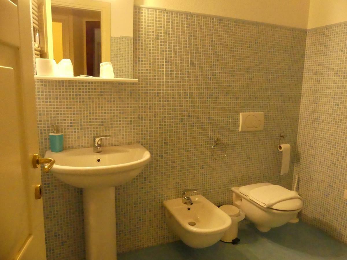Beb 2000 Hotel Sassari Buitenkant foto