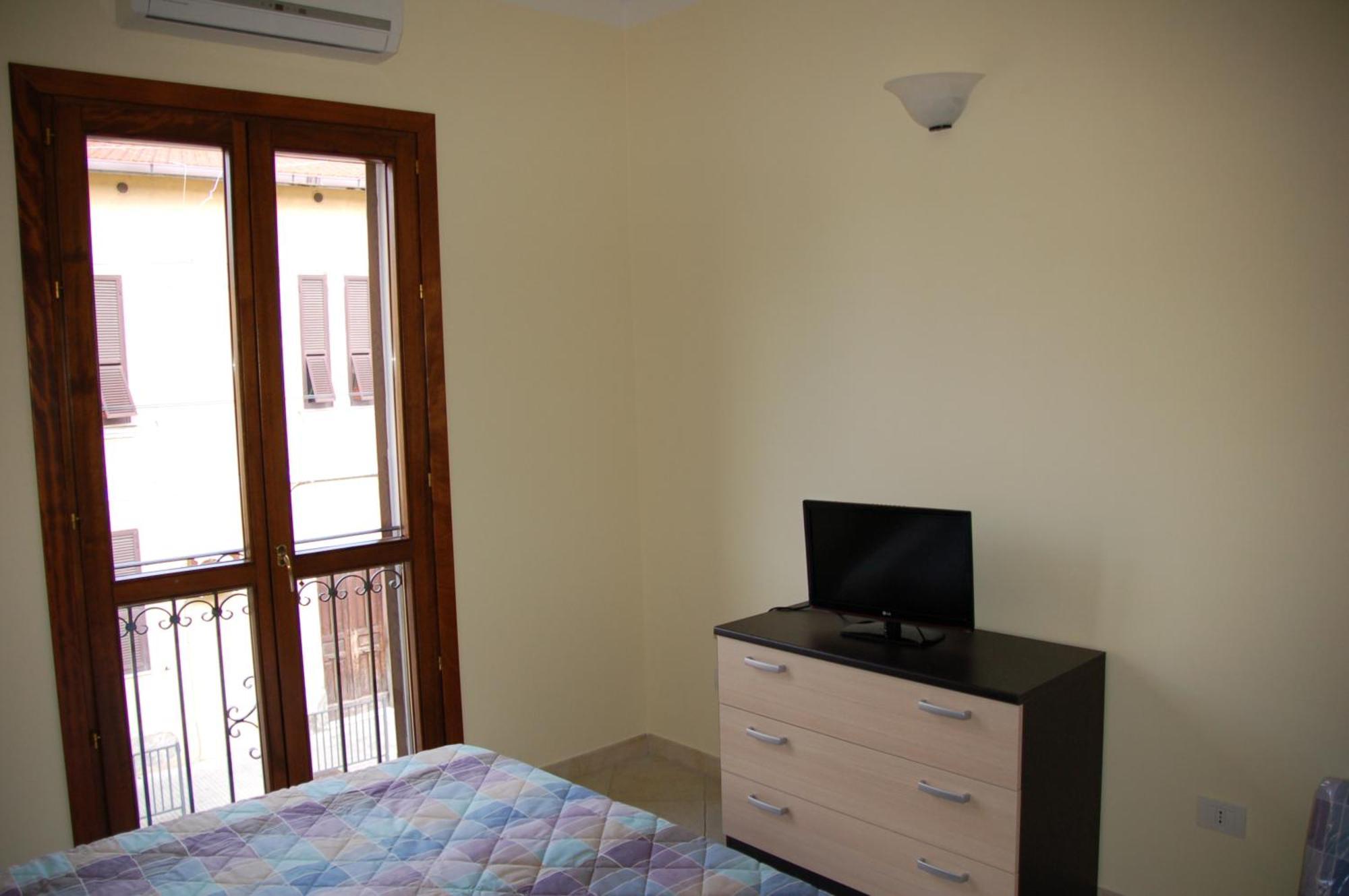 Beb 2000 Hotel Sassari Buitenkant foto